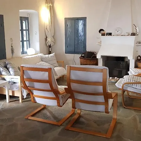 Lovely Traditionnal House With Sea View Τυρός