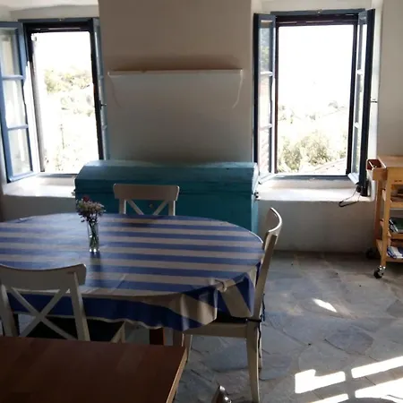 Σπίτι διακοπών Lovely Traditionnal House With Sea View Τυρός