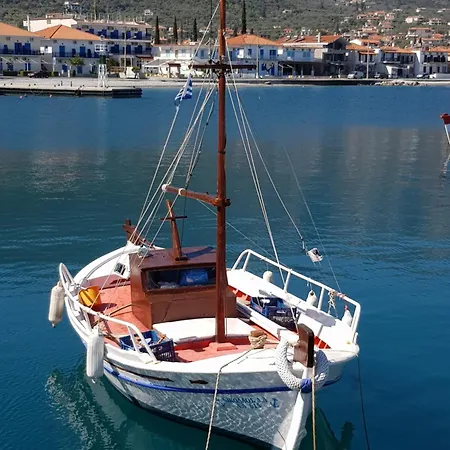 Lovely Traditionnal House With Sea View Τυρός