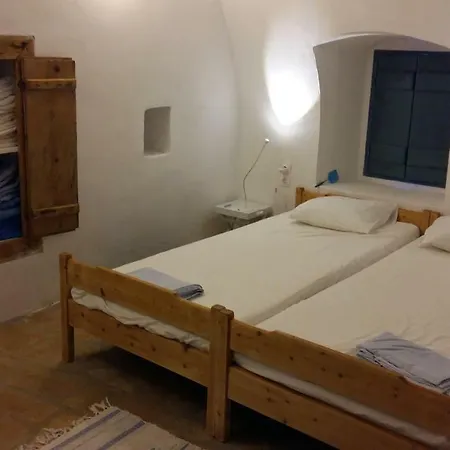 Lovely Traditionnal House With Sea View Τυρός