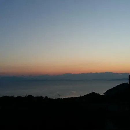 Lovely Traditionnal House With Sea View *