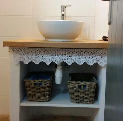 Lovely Traditionnal House With Sea View Nyaraló