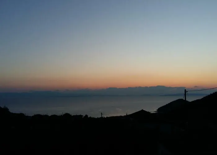 Lovely Traditionnal House With Sea View *